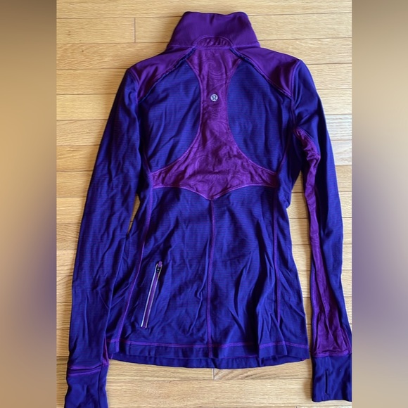 Lululemon Running Top - Picture 2 of 3